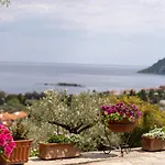 Elia Kavala - Mediterranean Willa